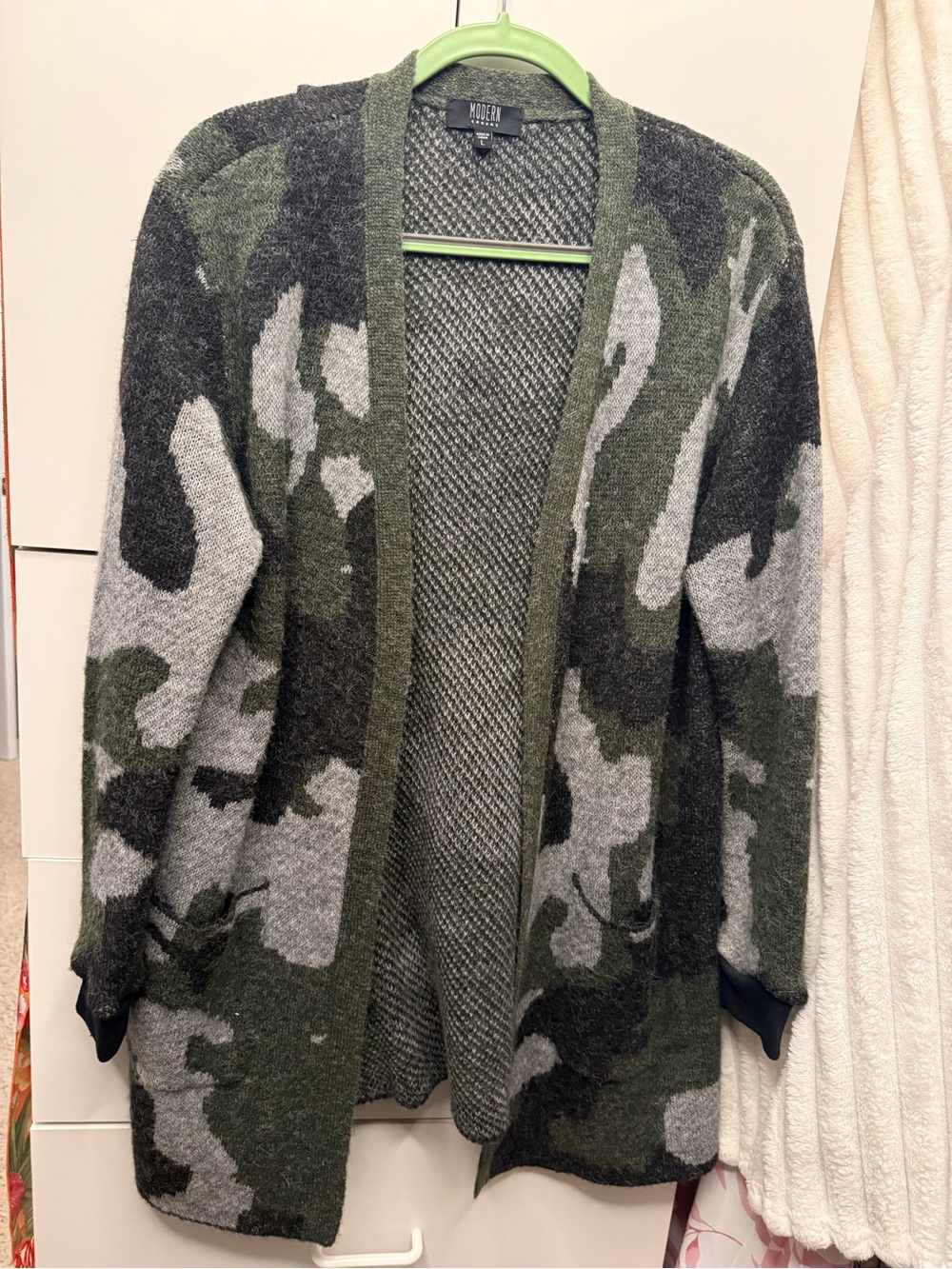 Camo Cardi